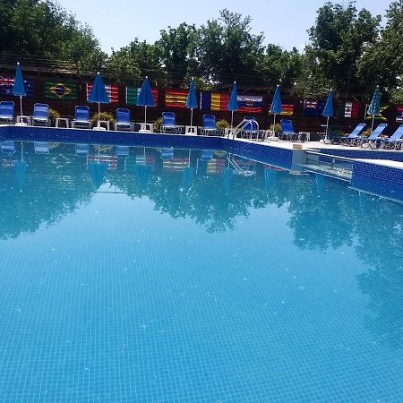 Къща За Гости "Там Край Реката " Slivek エクステリア 写真